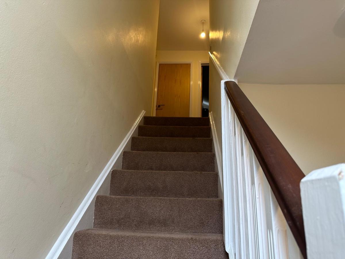 Lovely 2 Bedroom Family Holiday Home Thamesmead  Εξωτερικό φωτογραφία